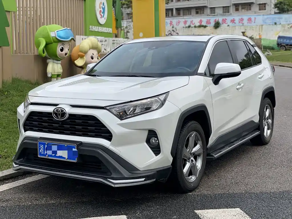 RAV4 Rongfang 2021 2.0L CVT two-wheel drive fashion PLUS version купить на сайте DeffCars