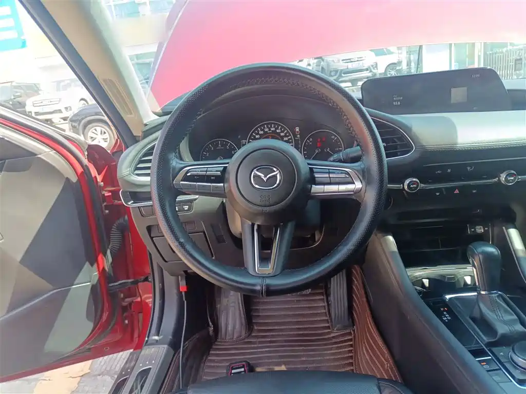Mazda3 Angkesela 2020 2.0L Automatic Premium Edition купить на сайте DeffCars