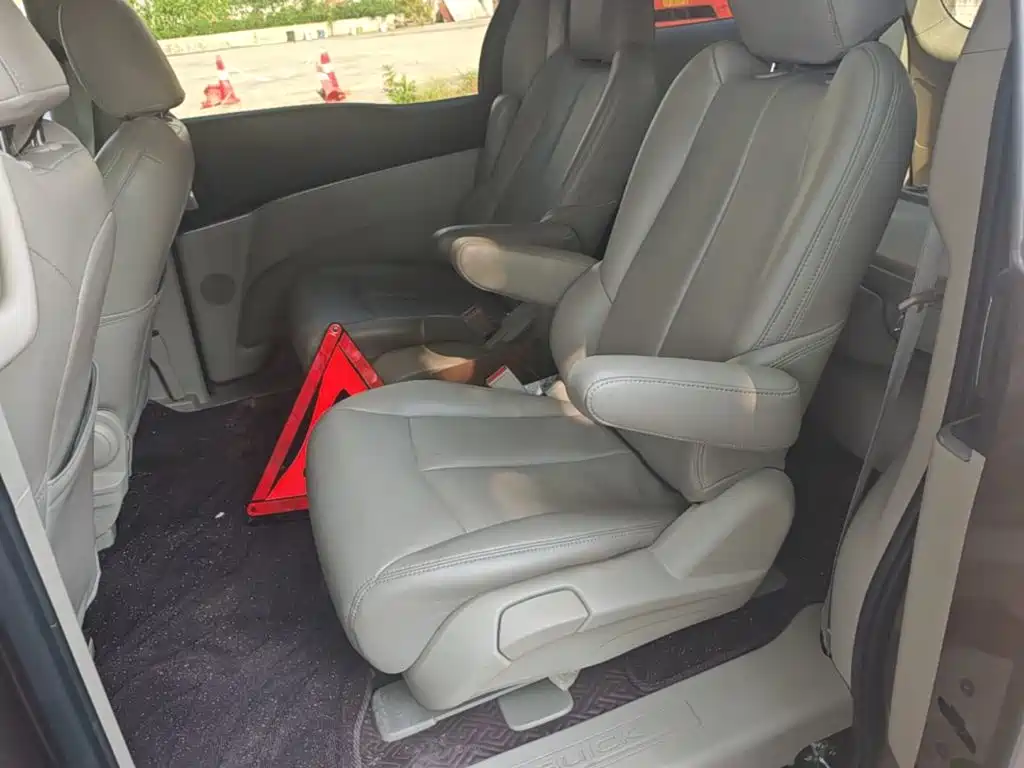Buick GL8 2018 28T Comfort Type National VI купить на сайте DeffCars