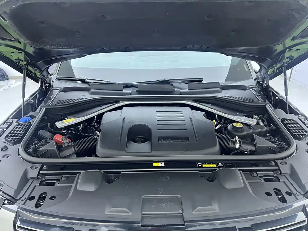 Range Rover 2024 3.0 L6 360PS Grand Edition купить на сайте DeffCars