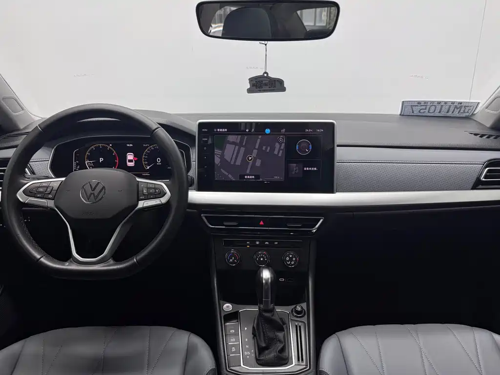 Lavida 2023 1.5L automatic 5 million version купить на сайте DeffCars