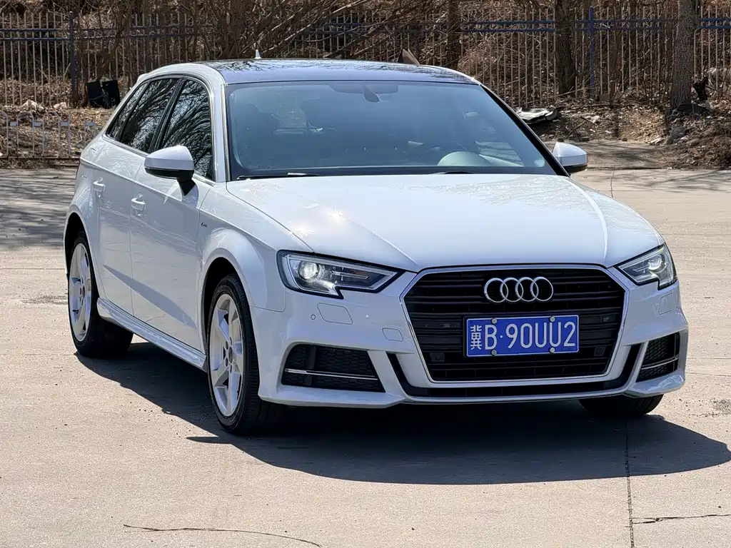 Audi A3 2018 30th Anniversary Model Sportback 35 TFSI Sports купить на сайте DeffCars