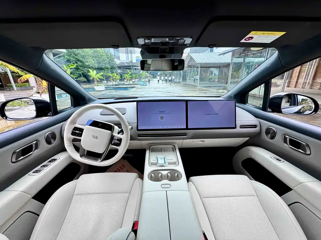 Ideal i6 2025 2WD Standard Edition купить на сайте DeffCars