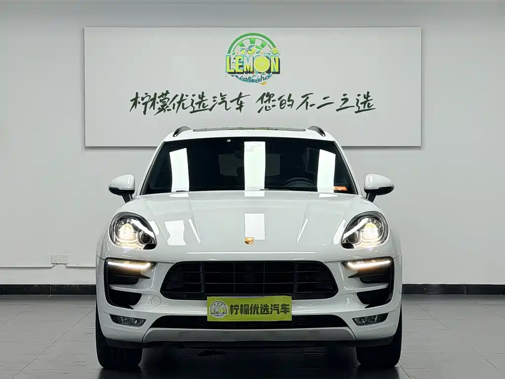 Macan 2017 Macan 2.0T купить на сайте DeffCars