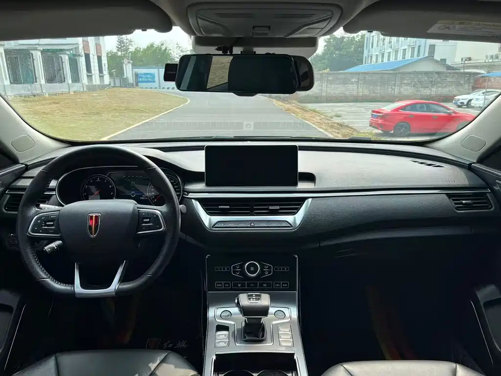Hongqi H5 2020 1.8T Automatic Intelligent Connected Flag Rhyme Edition купить на сайте DeffCars