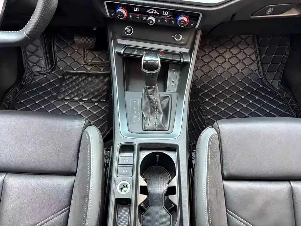 Audi Q3 Sportback 2020 40 TFSI Fashion купить на сайте DeffCars