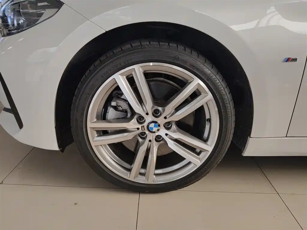 BMW 1 Series 2019 120i Leading M Sports Package купить на сайте DeffCars