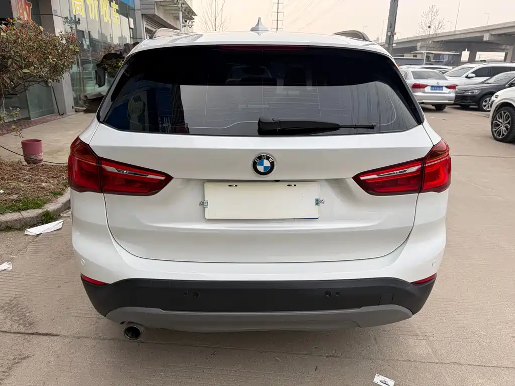 BMW X1 2018 sDrive18Li Fashion Model купить на сайте DeffCars