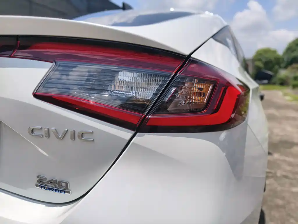 Civic 2023 HATCHBACK 240TURBO CVT Extreme Edition купить на сайте DeffCars