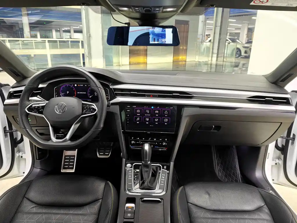 FAW-Volkswagen CC 2023 380TSI eye-catching version купить на сайте DeffCars