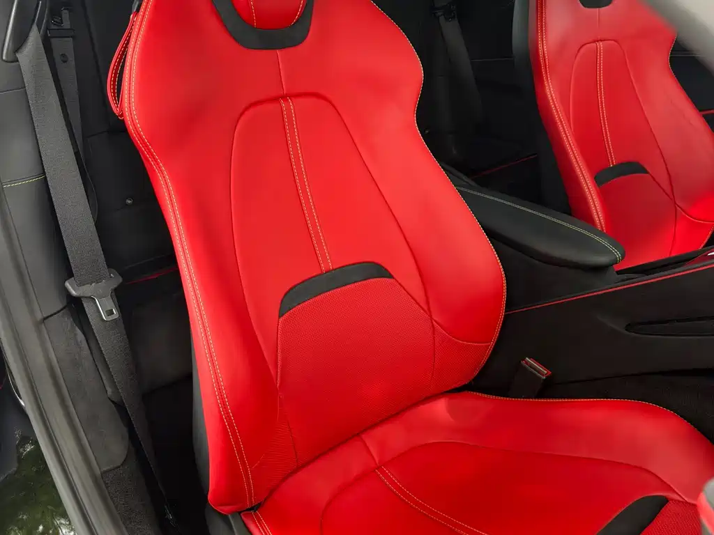 Roma 2020 3.9T V8 купить на сайте DeffCars