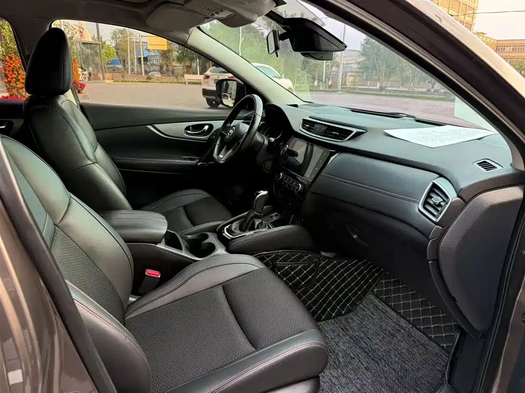 Qashqai 2019 2.0L CVT Deluxe Edition купить на сайте DeffCars