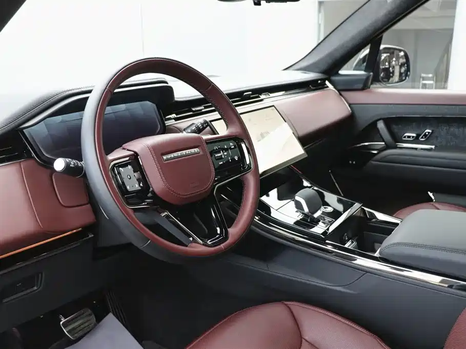 Range Rover Sport 2024 400PS Model Edition купить на сайте DeffCars