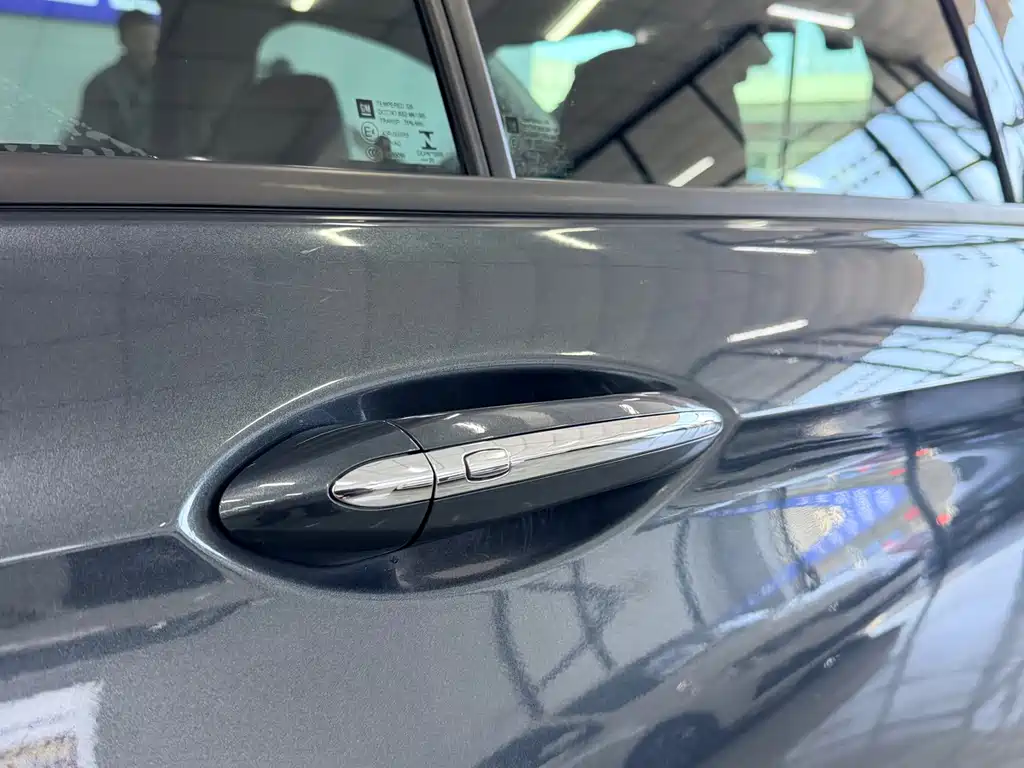 Regal 2019 20T Elite National VI купить на сайте DeffCars