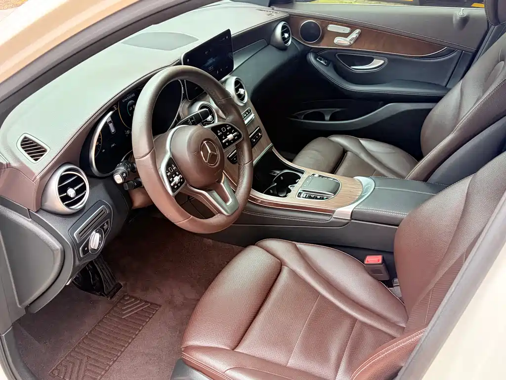 Mercedes-Benz GLC 2020 facelift GLC 300 L 4MATIC dynamic купить на сайте DeffCars