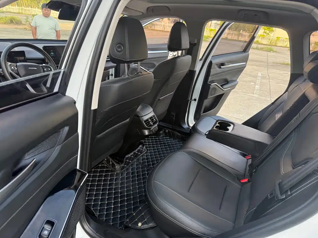 Haval H6 2022 third generation 1.5T automatic two-wheel drive Max купить на сайте DeffCars