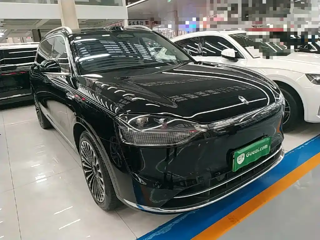 Wenjie M9 2025 extended range Ultra version 52kWh 5-seat version 192-line lidar) купить на сайте DeffCars