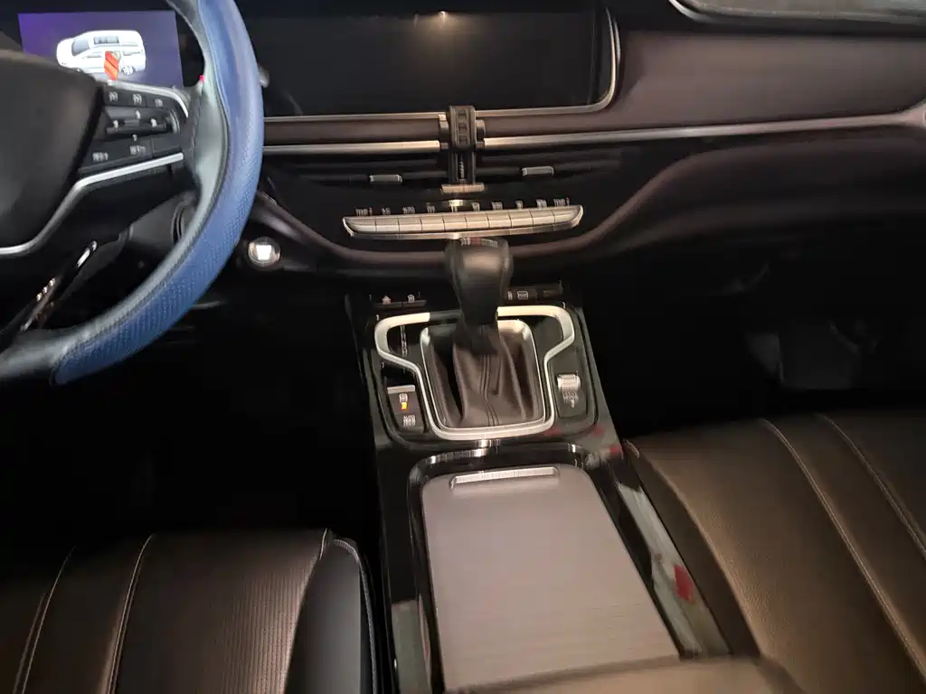 Trumpchi M6 2023 PRO 270T DCT Elite Edition купить на сайте DeffCars