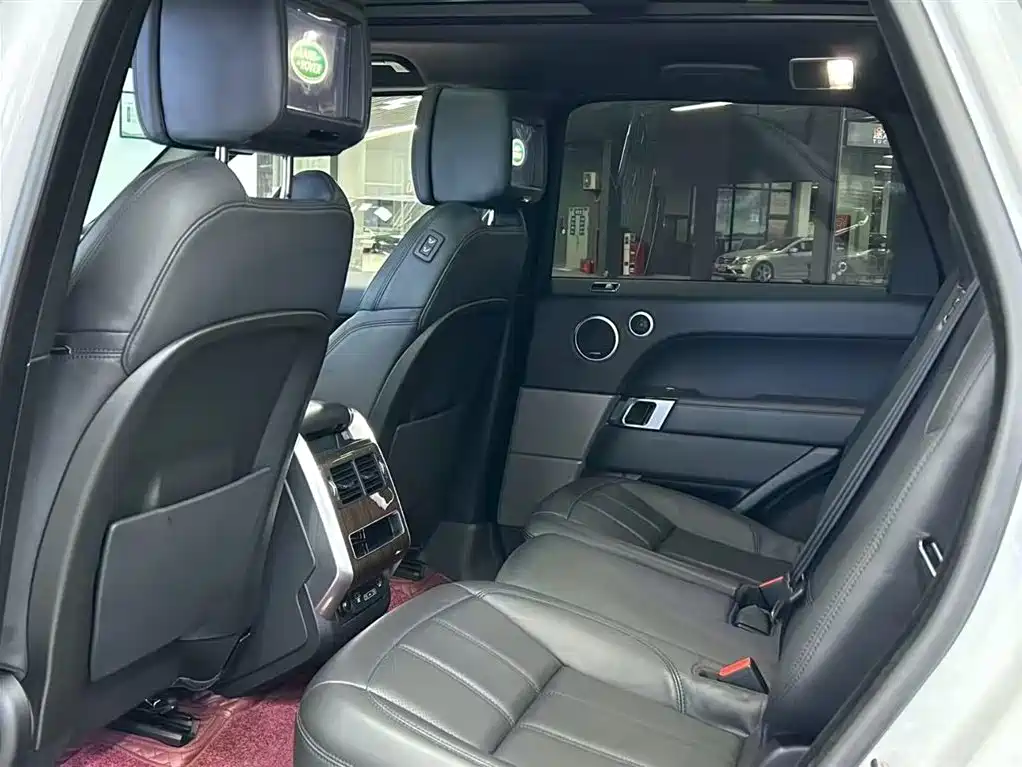 Range Rover Sport New Energy 2018 P400e купить на сайте DeffCars