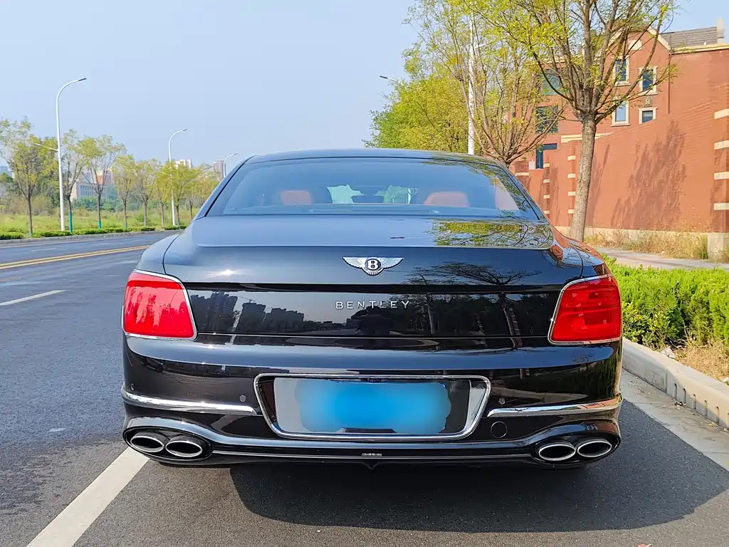 Flying Spur 2022 4.0T V8 Standard Edition купить на сайте DeffCars