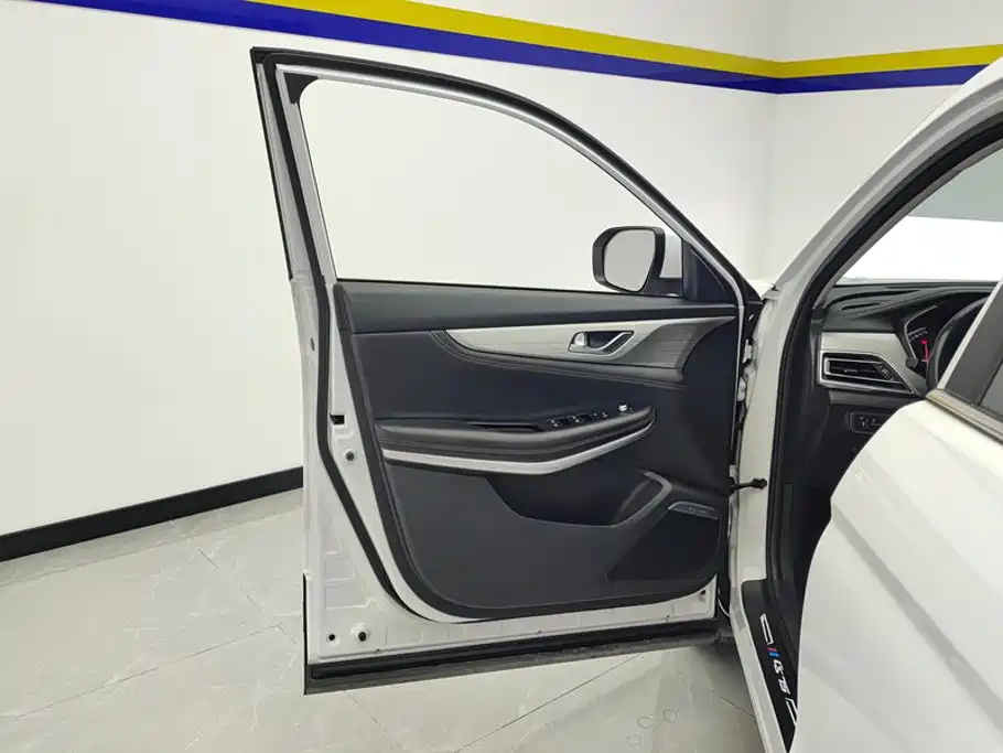 Changan CS75 2020 280T DCT luxury model National VI купить на сайте DeffCars
