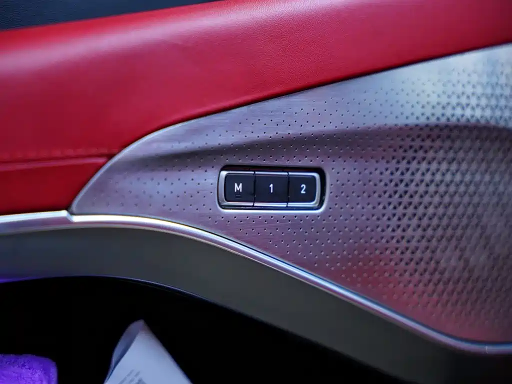 EMIRA 2021 2.0T DCT First Edition купить на сайте DeffCars