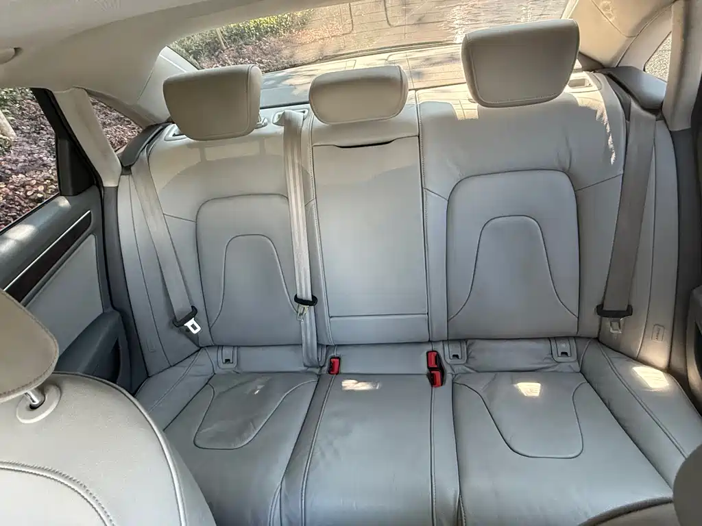 Audi A4L 2015 35 TFSI automatic comfort type купить на сайте DeffCars
