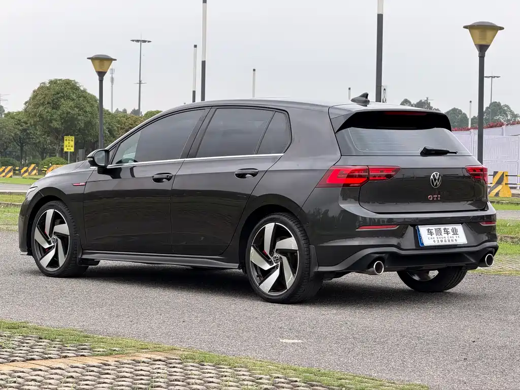 Golf GTI 2023 380TSI DSG GTI купить на сайте DeffCars