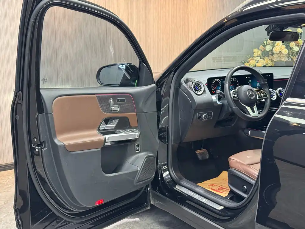 Mercedes-Benz GLB 2023 GLB 220 Fashion Model купить на сайте DeffCars