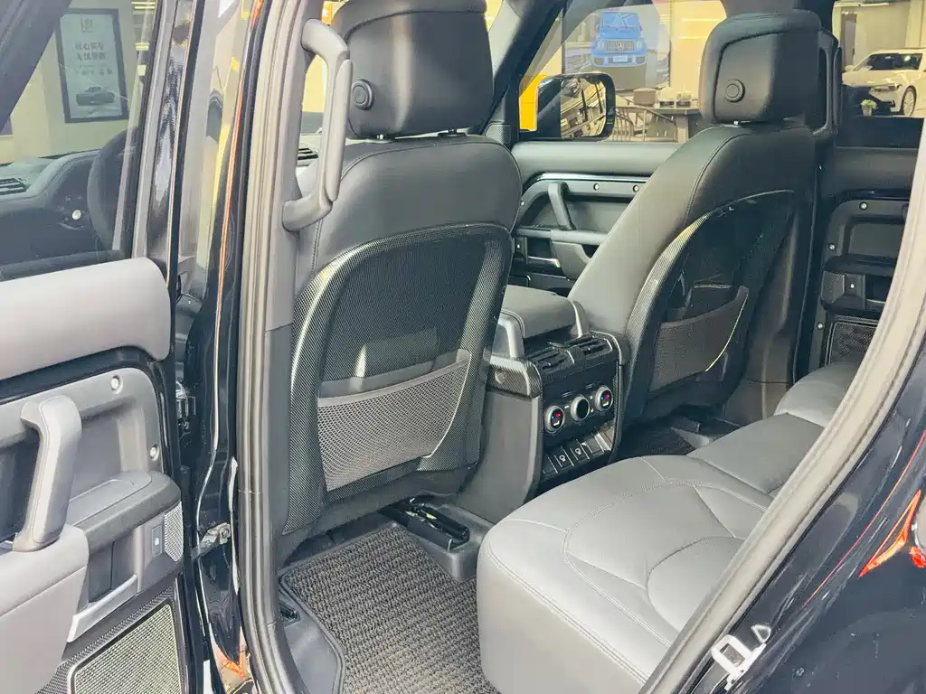 Land Rover Defender 2023 facelift 110 5.0T V8 купить на сайте DeffCars