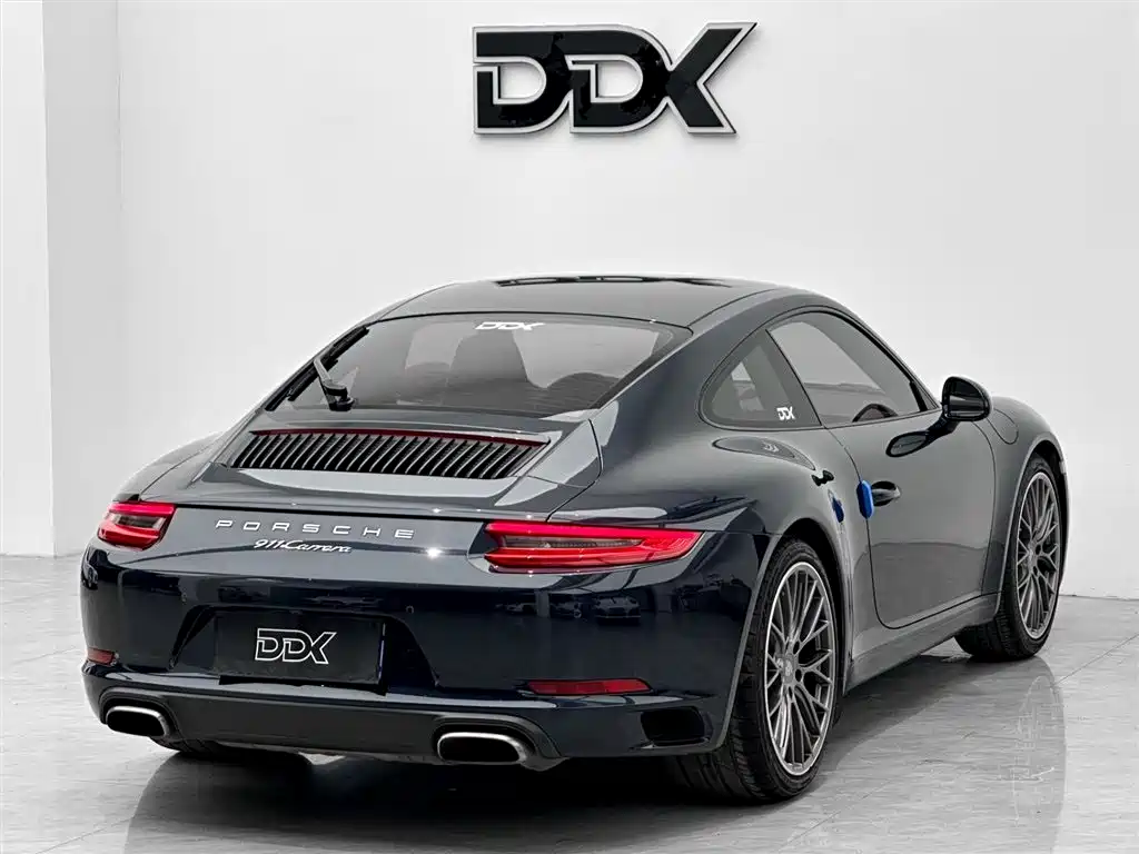 Porsche 911 2016 Carrera 3.0T купить на сайте DeffCars