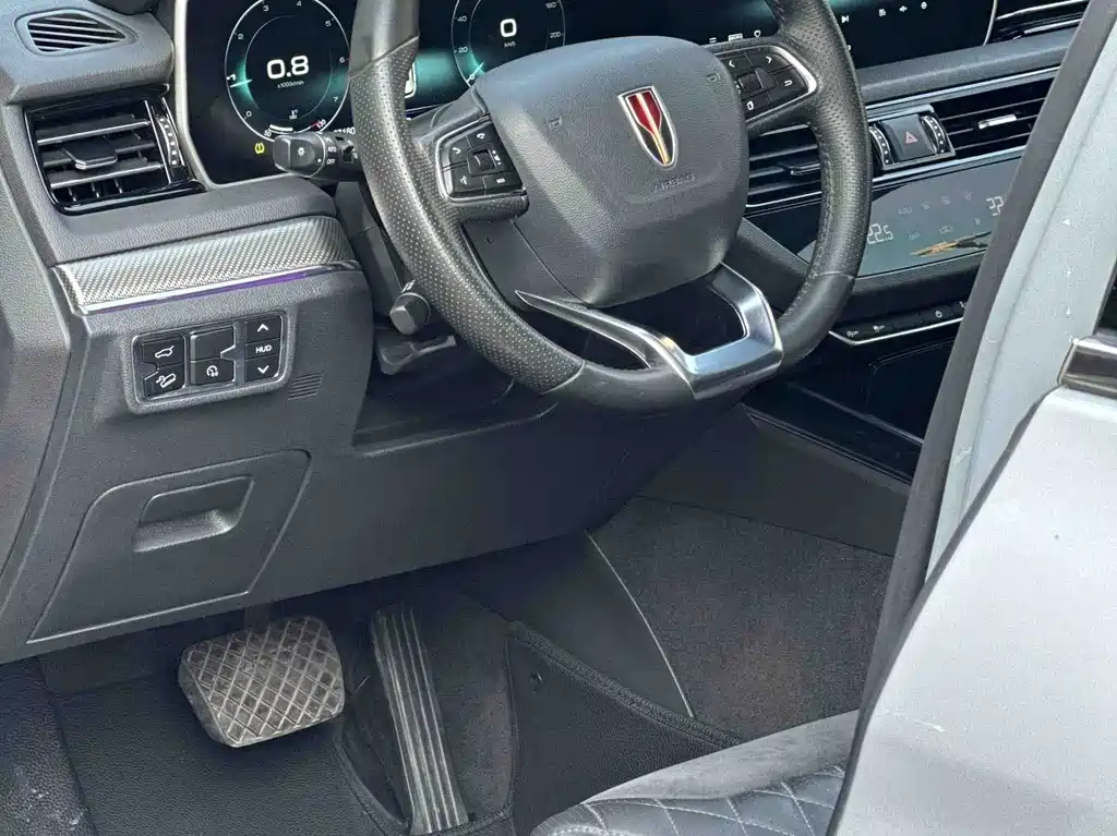 Hongqi HS5 2019 2.0T Zhilian Flagship Edition купить на сайте DeffCars