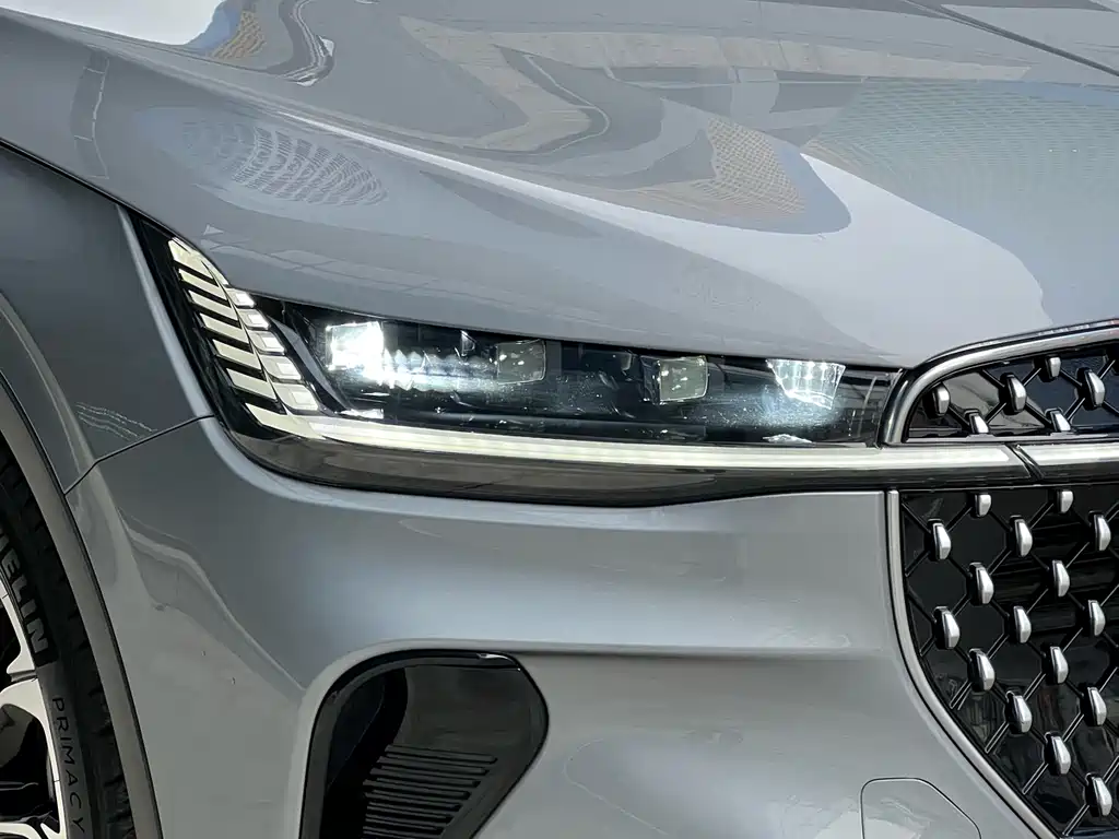 Voyager 2023 2.0T four-wheel drive Zunrui version купить на сайте DeffCars