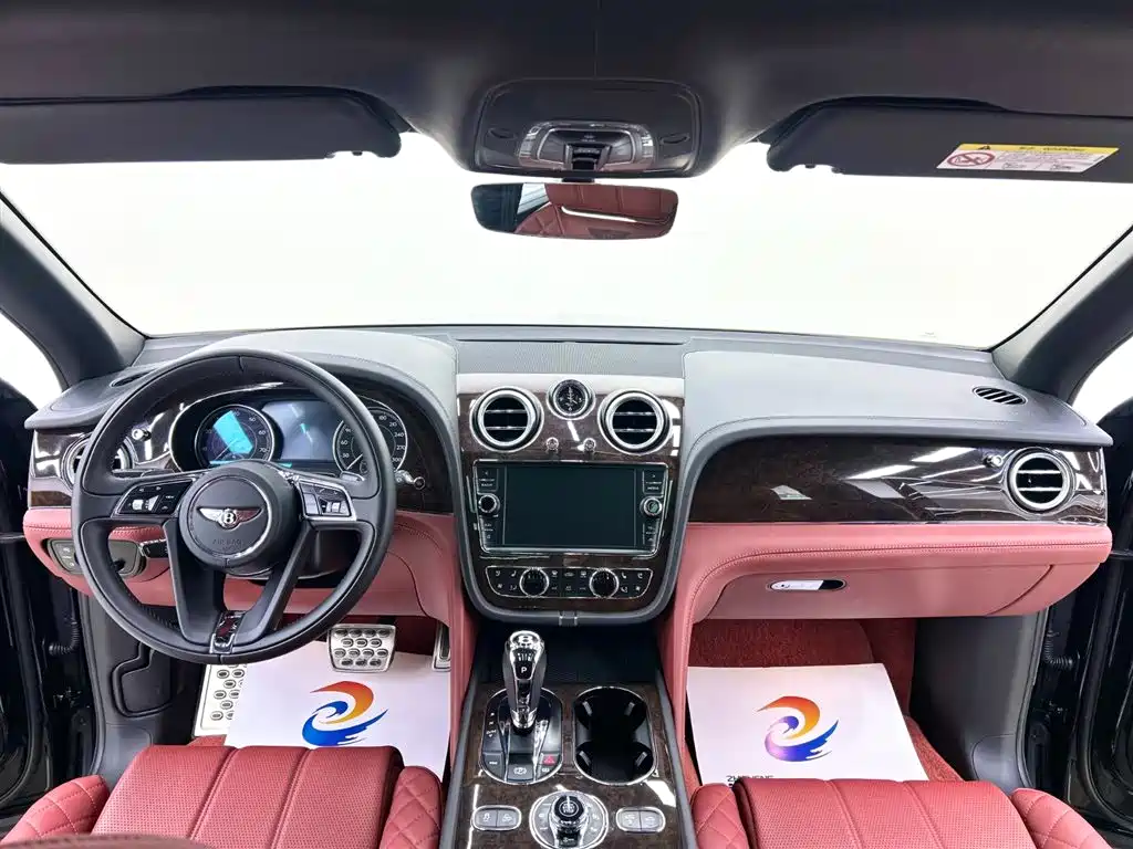 Bentayga 2016 6.0T Standard Edition купить на сайте DeffCars