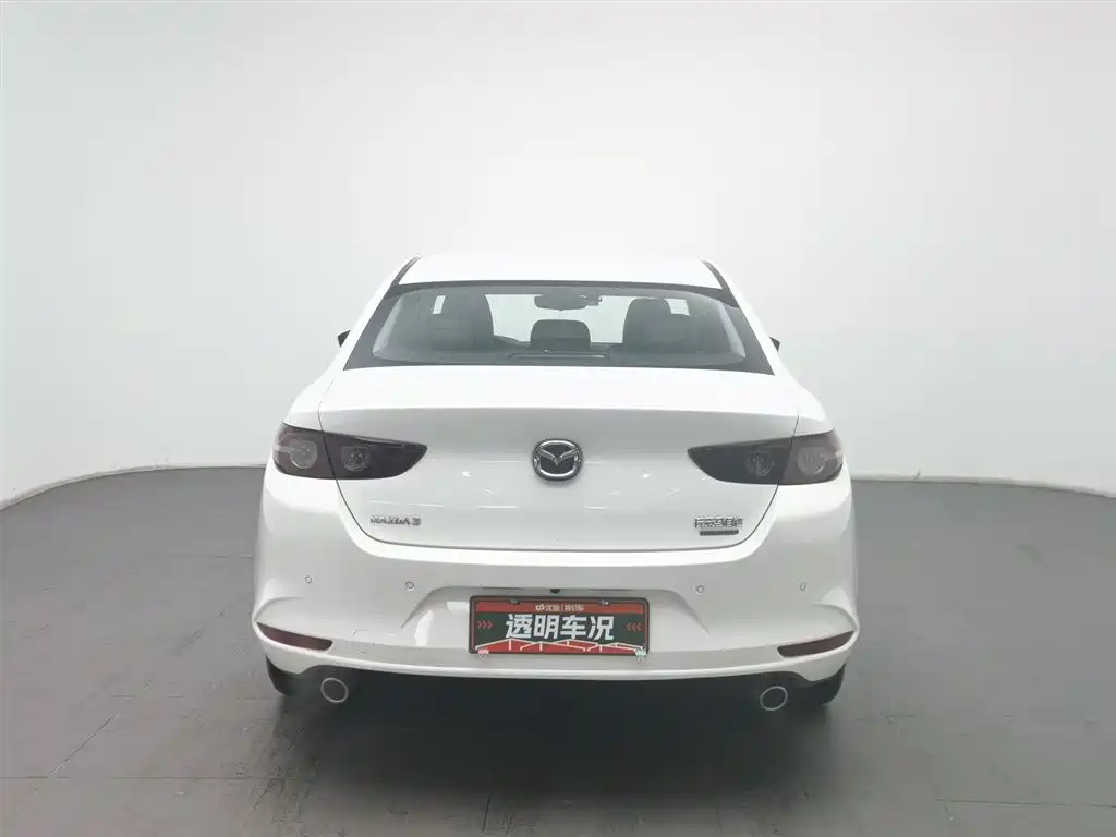 Mazda3 Angkesela 2022 2.0L Automatic Premium Edition купить на сайте DeffCars