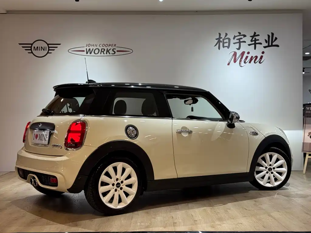 MINI 2016 2.0T COOPER S купить на сайте DeffCars