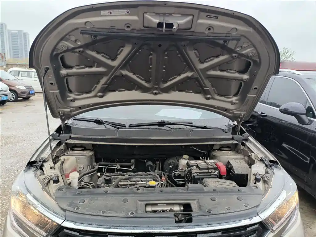 Fengxing T5 2020 1.6L Manual Comfort Type National VI купить на сайте DeffCars