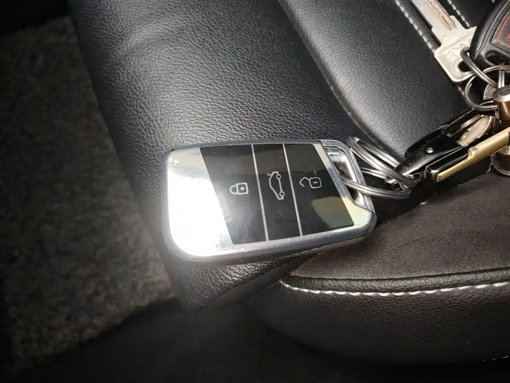 Magotan 2020 330TSI DSG leading model купить на сайте DeffCars