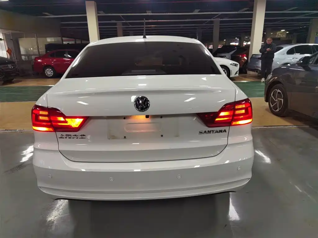 Santana 2019 1.5L automatic fashion version National VI купить на сайте DeffCars