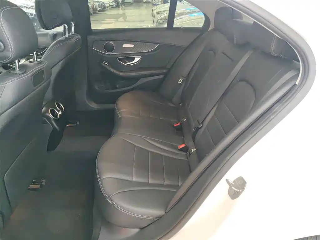 Mercedes-Benz C-Class 2018 C 200 L Sports Edition купить на сайте DeffCars