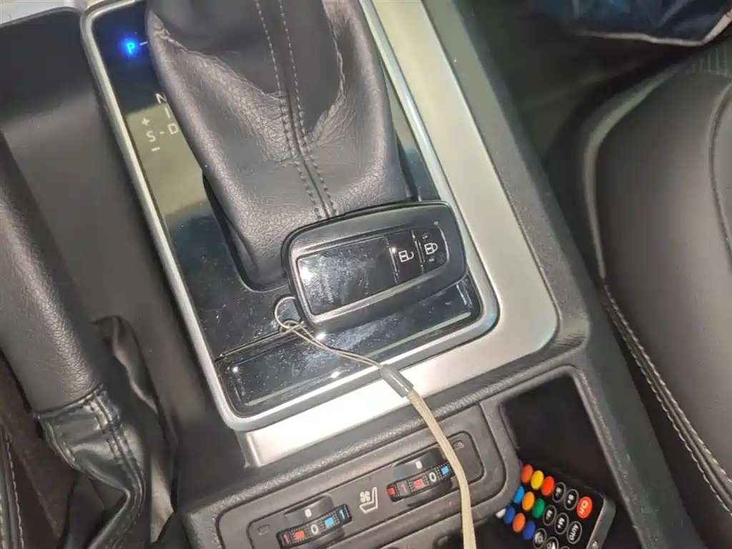 Prado 2018 3.5L automatic TX-L NAVI rear mounted spare tire купить на сайте DeffCars
