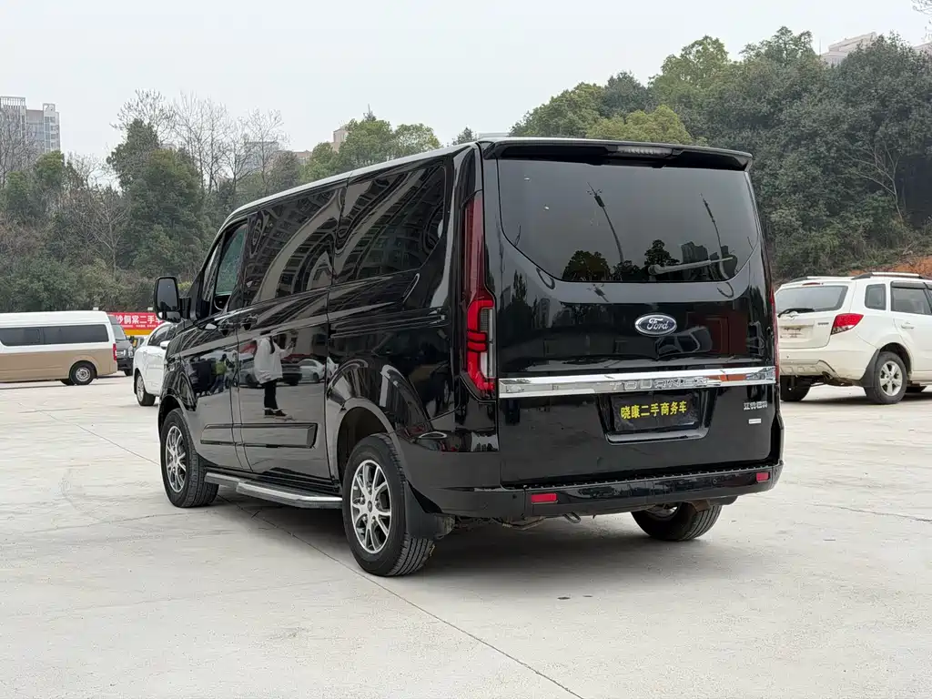 Tourio 2023 2.0T Automatic Exclusive Edition купить на сайте DeffCars