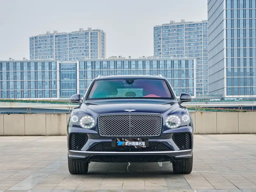 Bentayga 2022 4.0T V8 купить на сайте DeffCars