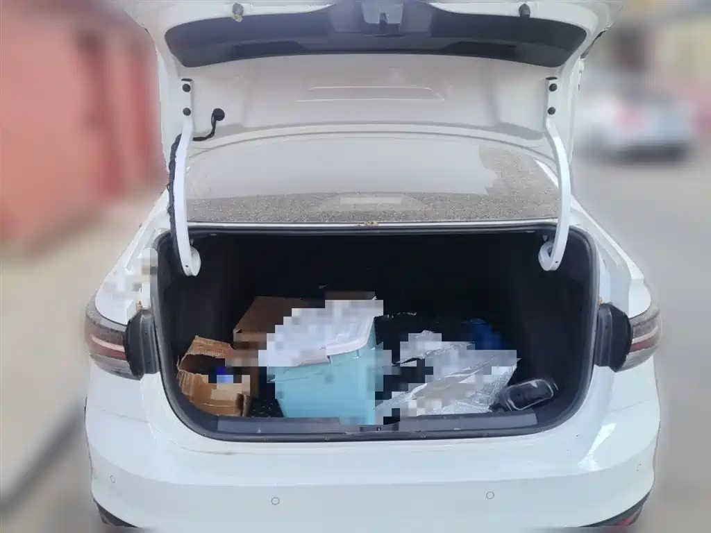Lavida 2023 Xinrui 1.5L Manual Xinyi Edition купить на сайте DeffCars