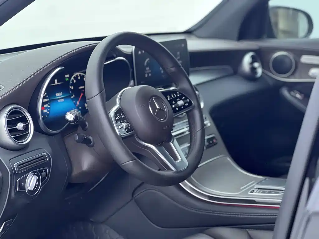 Mercedes-Benz GLC 2020 GLC 300 L 4MATIC Dynamic купить на сайте DeffCars