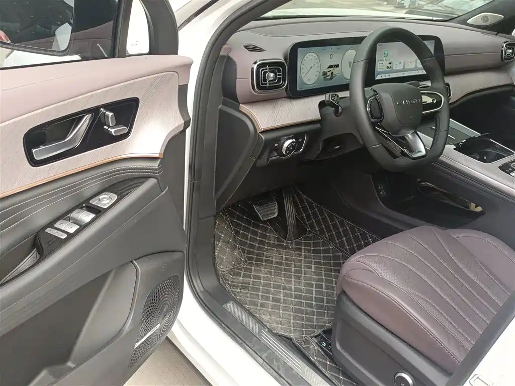 Tiggo 9 2025 2.0T automatic two-wheel drive exclusive version 5 seats купить на сайте DeffCars