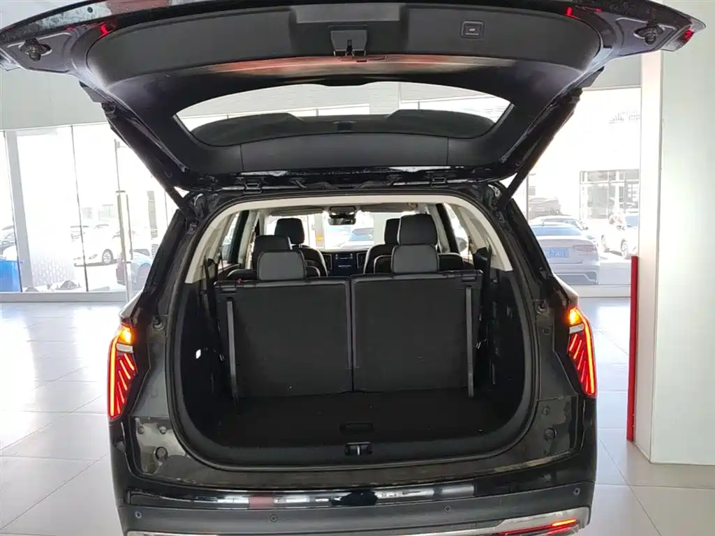 Hongqi HS7 PHEV 2024 2.0T PHEV four-wheel drive Qichang version 6 seats купить на сайте DeffCars