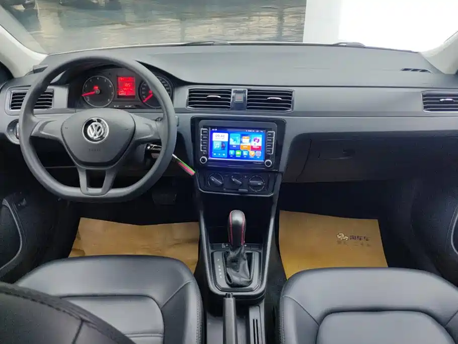 Santana 2021 1.5L Automatic Fashion Edition купить на сайте DeffCars