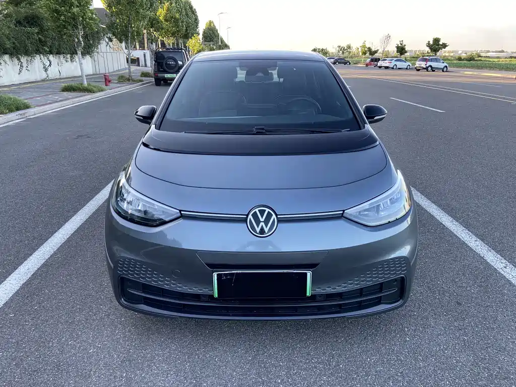 Volkswagen ID.3 2023 Pure Smart Edition купить на сайте DeffCars