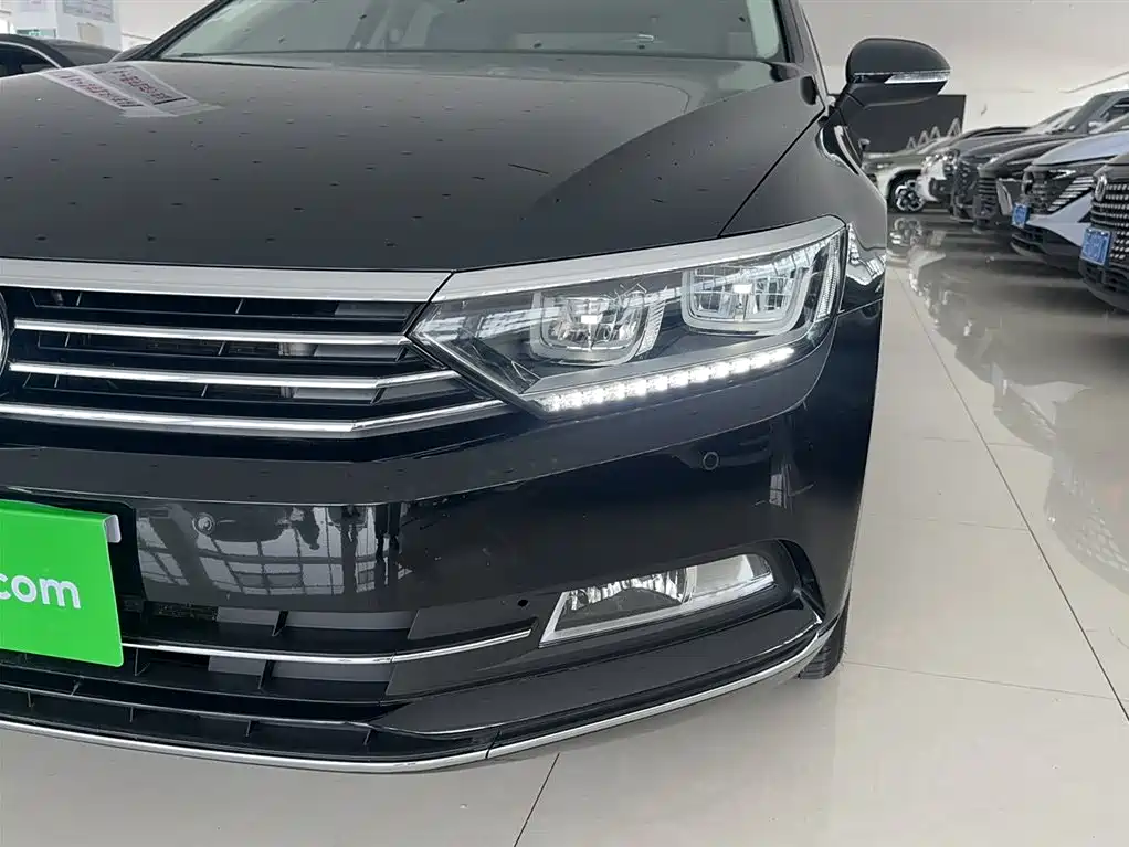 Magotan 2018 facelift 330TSI DSG luxury model купить на сайте DeffCars